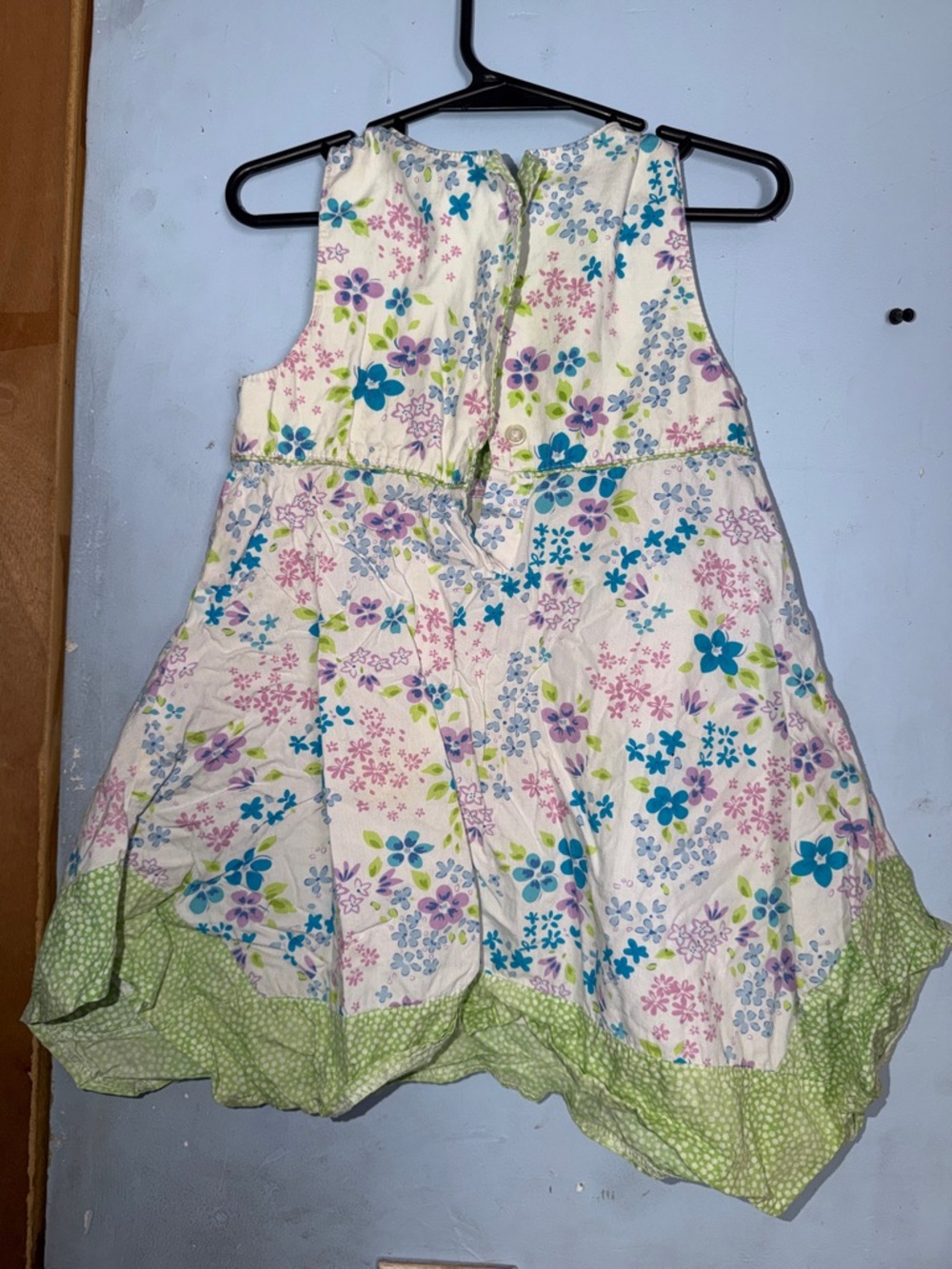 Dress - Picture 3 of 3